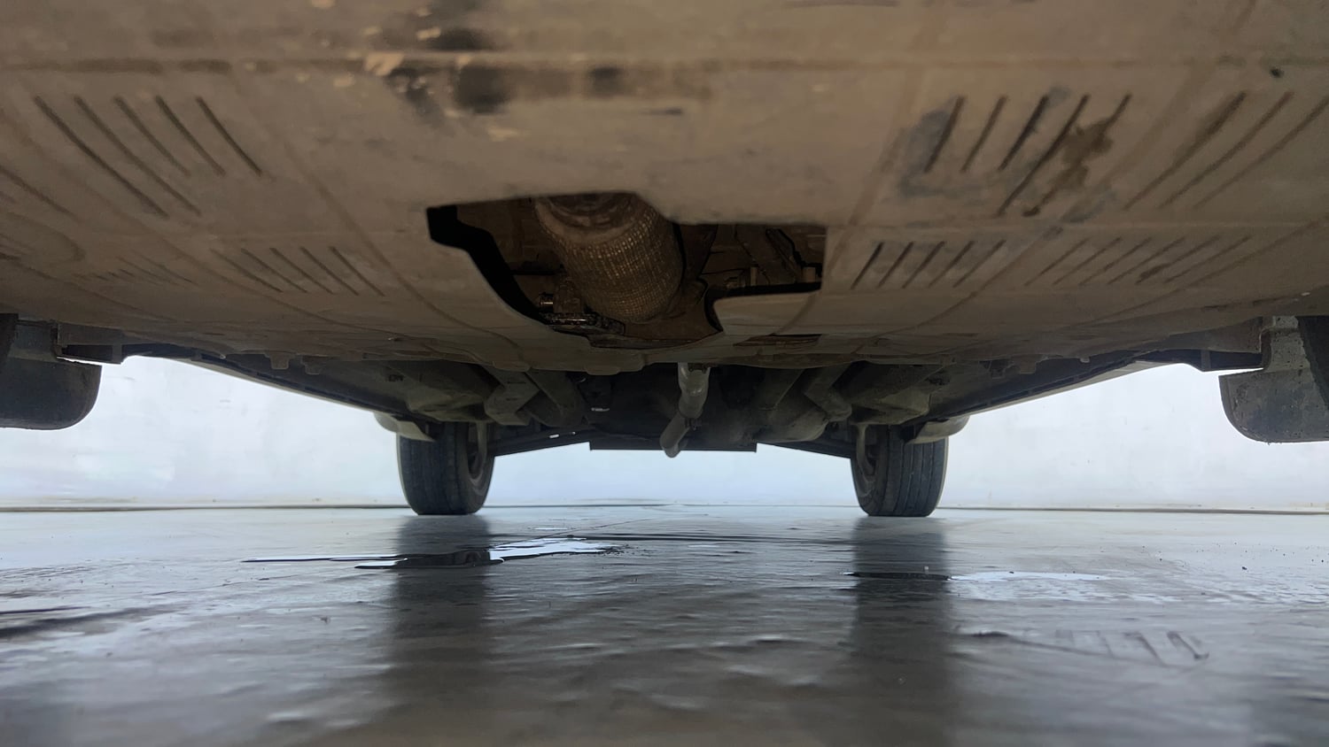 Used 2019 Jeep Compass Sport 1.4 Petrol Petrol Manual extra FRONT LEFT UNDERBODY VIEW