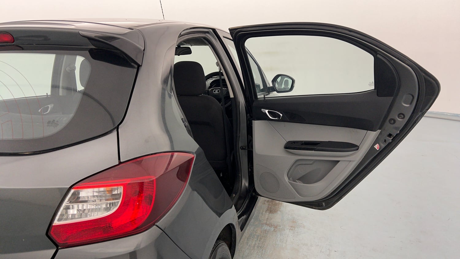 Used 2020 Tata Tiago XZ Plus Petrol Manual interior RIGHT REAR DOOR OPEN VIEW