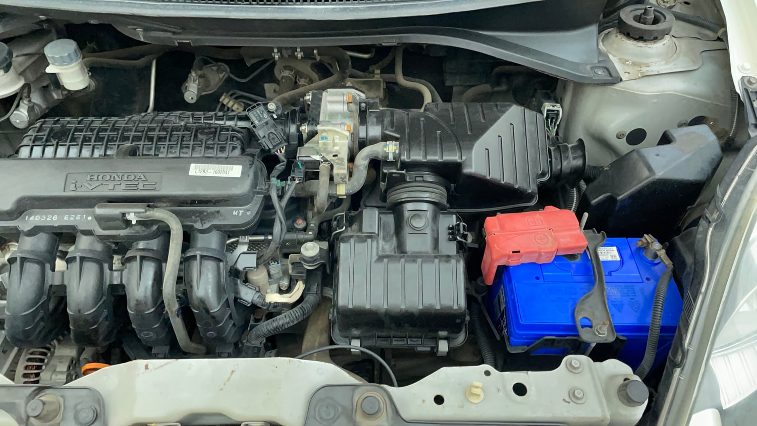 Used 2014 Honda Amaze 1.2 S i-VTEC Petrol Manual engine ENGINE LEFT SIDE VIEW