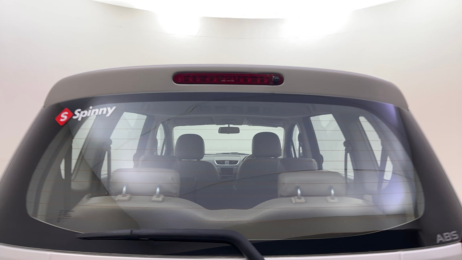 Used 2015 Maruti Suzuki Ertiga ZXi Petrol Manual top_features Rear defogger