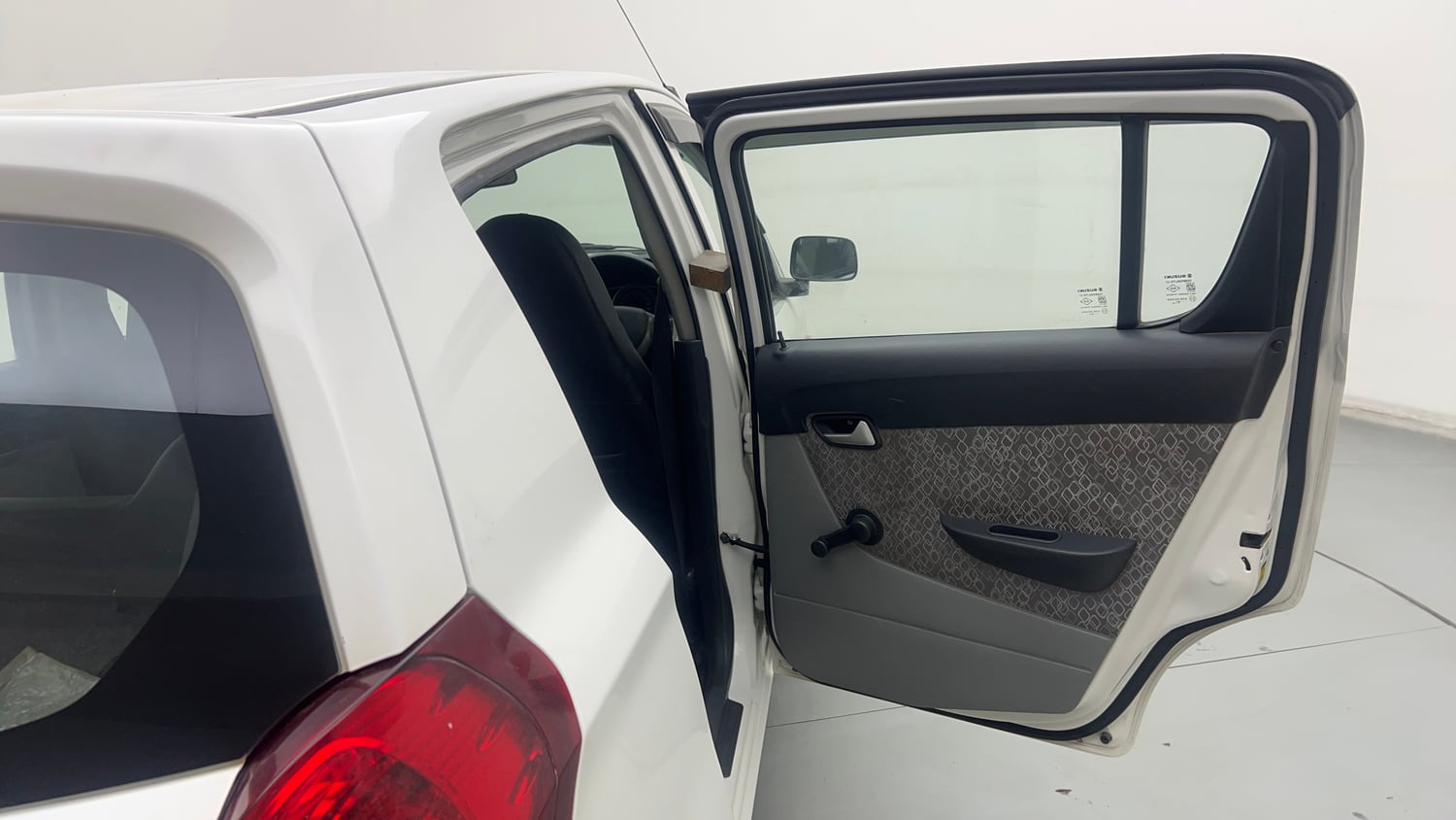 Used 2019 Maruti Suzuki Alto 800 LXI CNG (outside fitted) Cng Manual interior RIGHT REAR DOOR OPEN VIEW