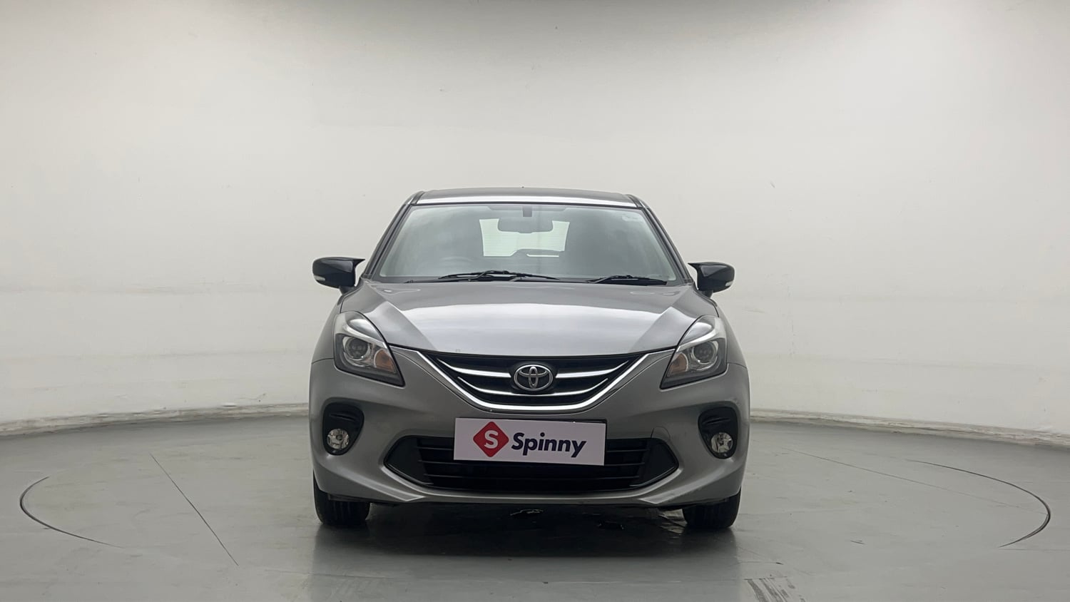 Used 2020 Toyota Glanza V CVT Petrol Automatic exterior FRONT VIEW