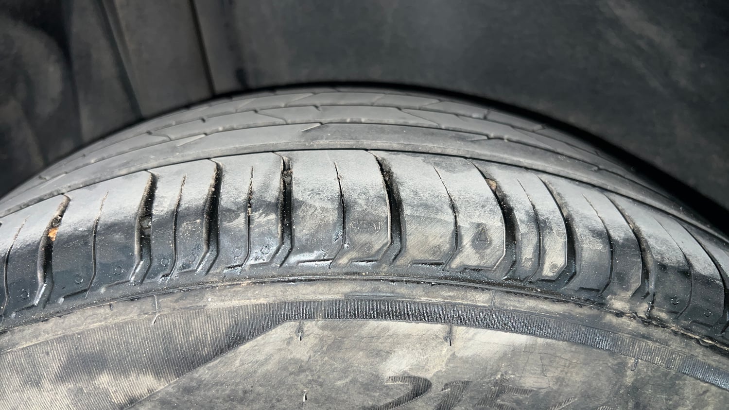 Used 2018 Maruti Suzuki S-Cross Zeta 1.3 Diesel Manual tyres RIGHT REAR TYRE TREAD VIEW
