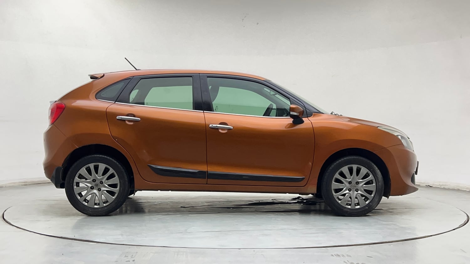 Used 2018 Maruti Suzuki Baleno Alpha 1.2 Petrol Manual exterior RIGHT SIDE VIEW