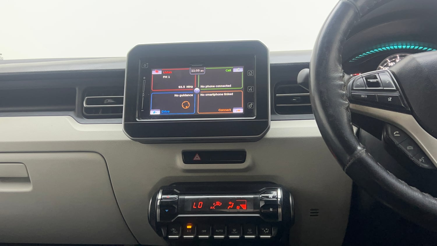 Used 2019 Maruti Suzuki Ignis Alpha 1.2 AMT Petrol Automatic interior MUSIC SYSTEM & AC CONTROL VIEW