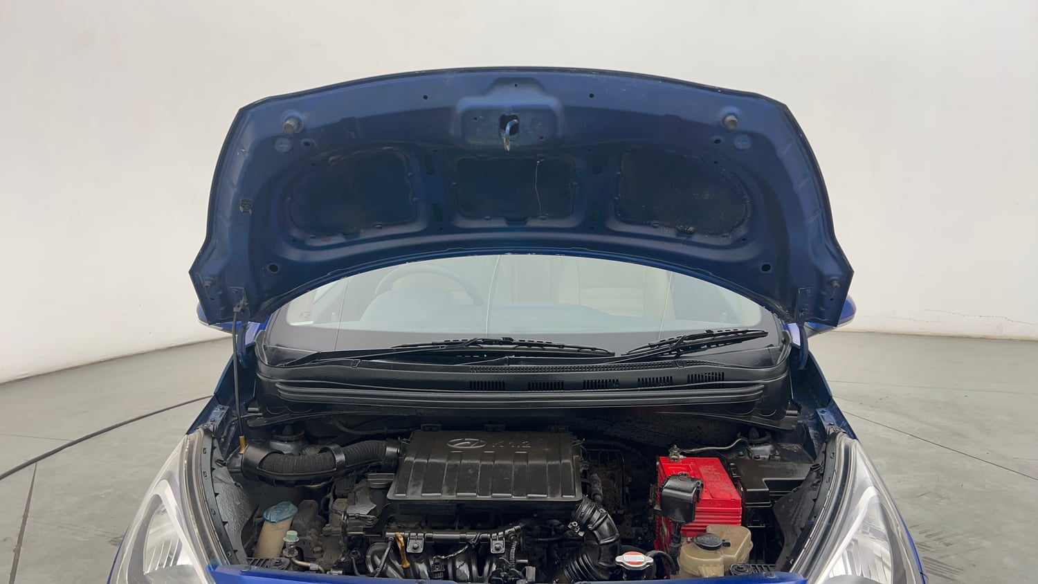 Used 2015 Hyundai Xcent S 1.2 (O) Petrol Manual engine ENGINE & BONNET OPEN FRONT VIEW