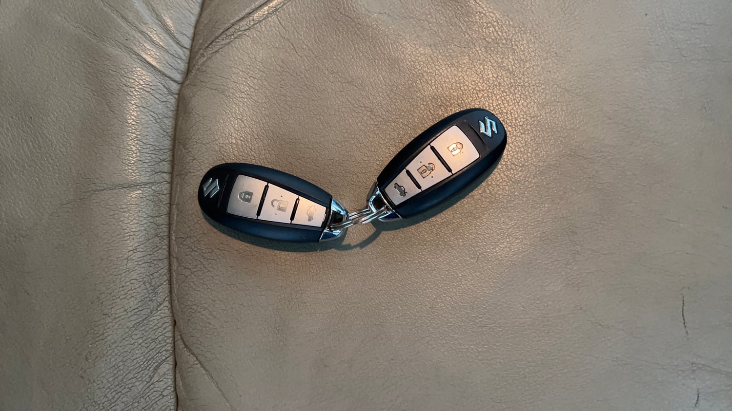 Used 2018 Maruti Suzuki Ciaz Alpha Hybrid 1.5 Petrol Manual extra CAR KEY VIEW