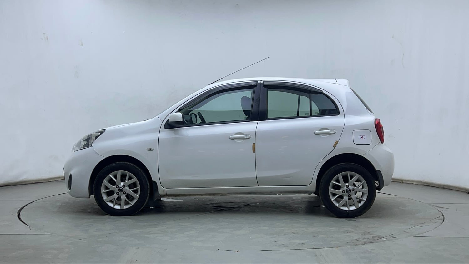 Used 2018 Nissan Micra XL Diesel Diesel Manual exterior LEFT SIDE VIEW