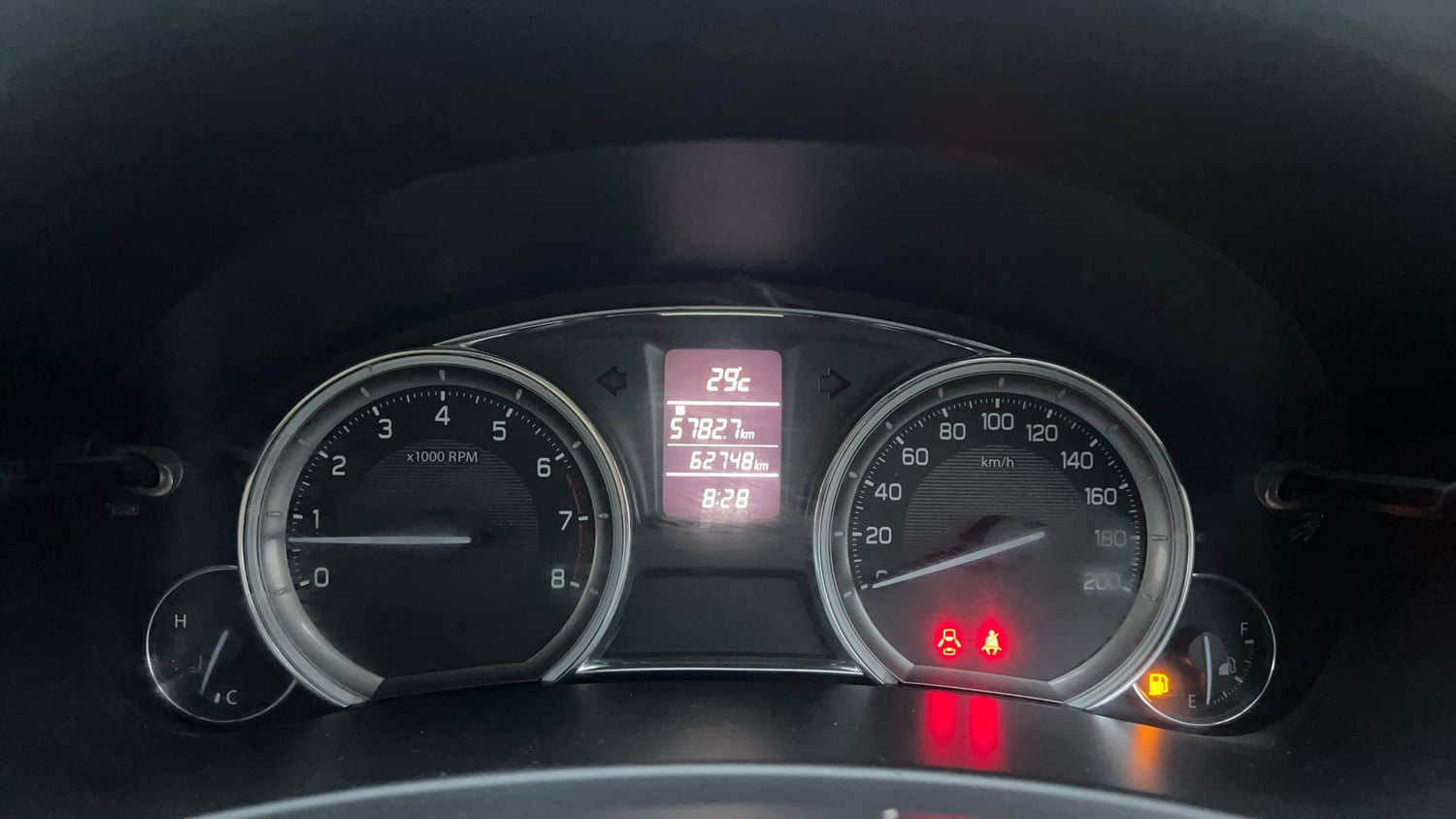 Used 2016 Maruti Suzuki Ciaz ZXi Petrol Manual interior CLUSTERMETER VIEW