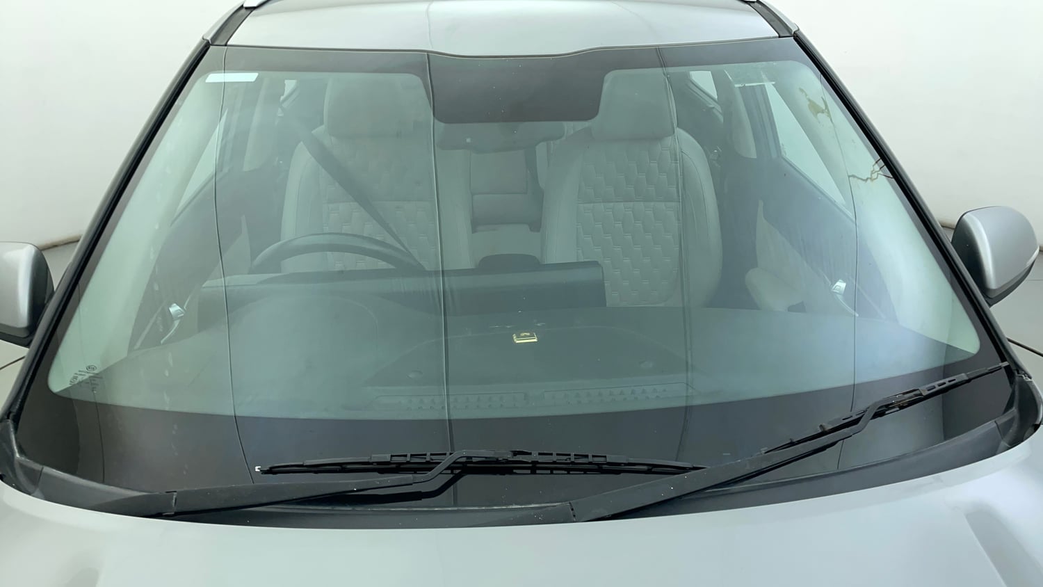 Used 2019 Kia Seltos HTX 1.5 Diesel Diesel Manual exterior FRONT WINDSHIELD VIEW