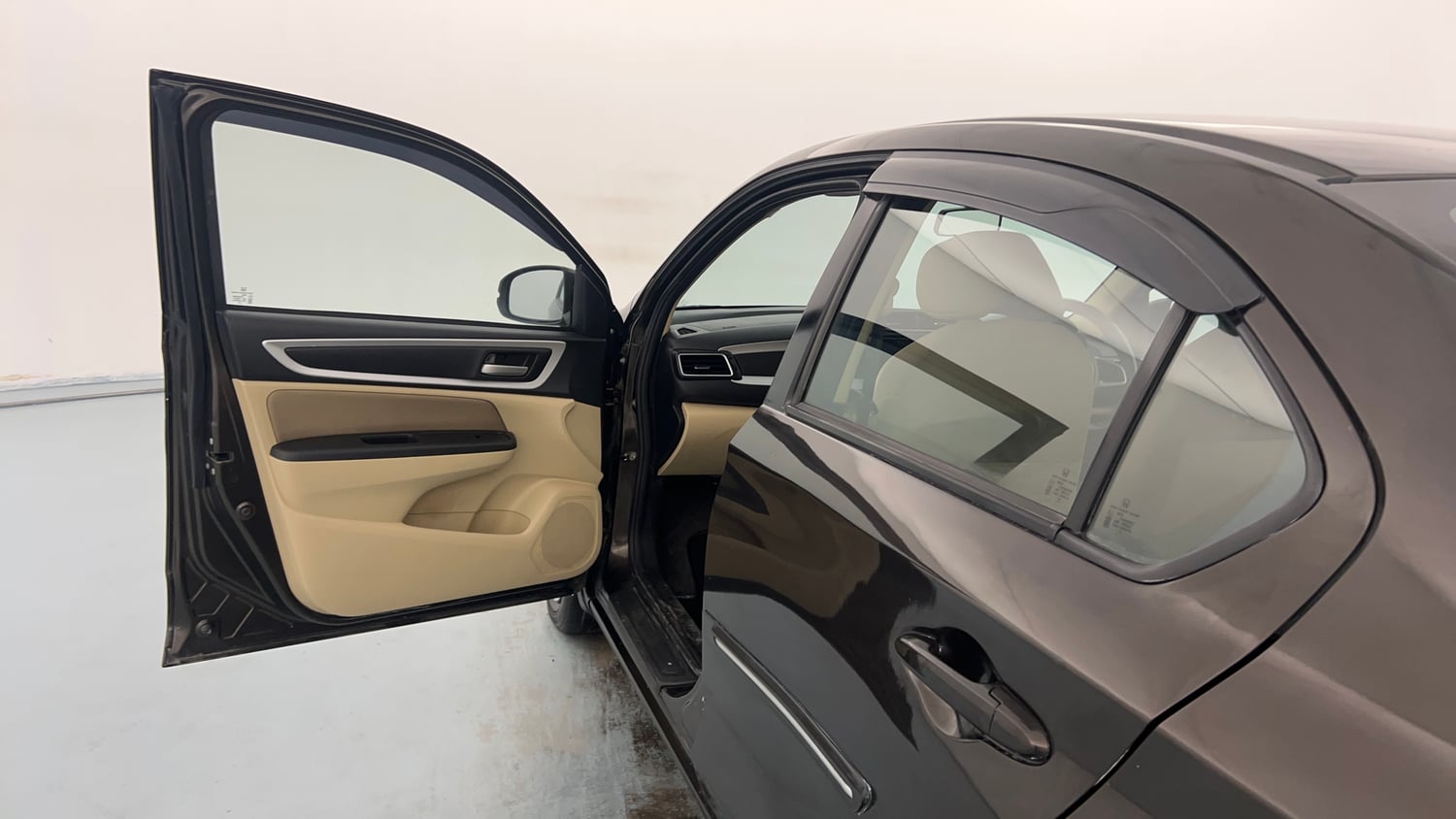Used 2024 honda Amaze 2nd Generation S 1.2 Petrol CVT Petrol Automatic interior LEFT FRONT DOOR OPEN VIEW