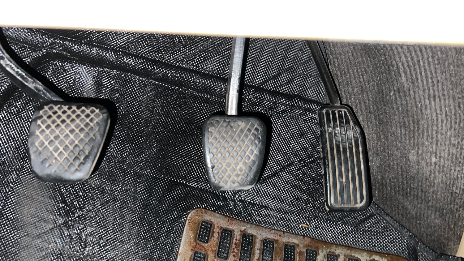 Used 2013 Honda City 1.5 S MT Petrol Manual interior PEDALS VIEW