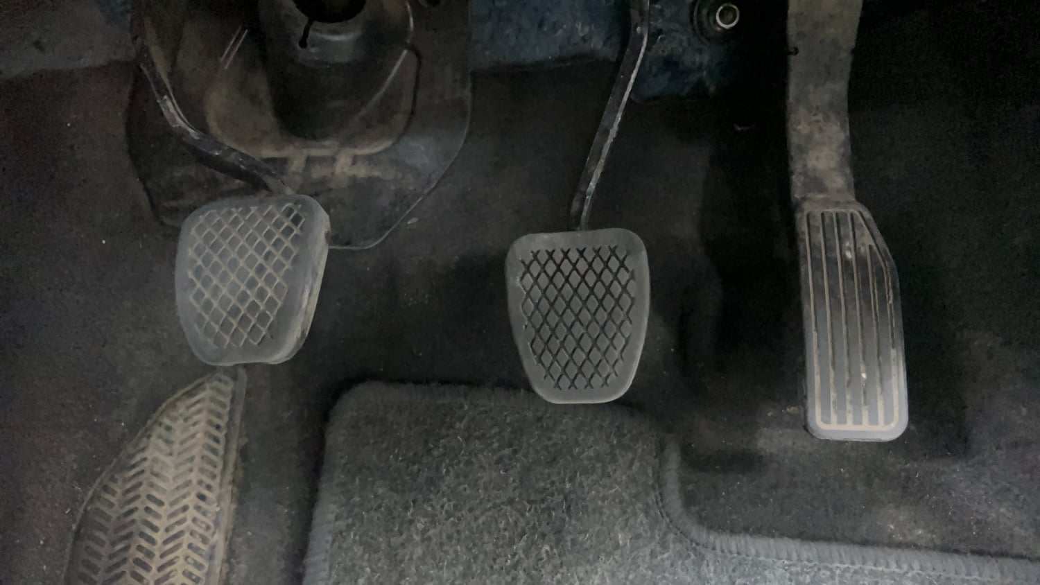 Used 2016 Honda Jazz VX Petrol+cng(outside fitted) Cng Manual interior PEDALS VIEW