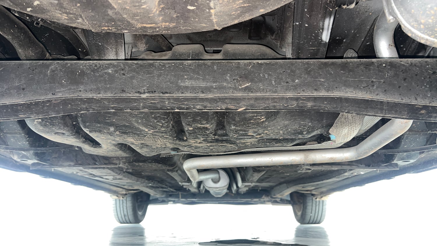 Used 2024 Hyundai New i20 Asta (O) 1.2 IVT Petrol Automatic extra REAR UNDERBODY VIEW (TAKEN FROM REAR)
