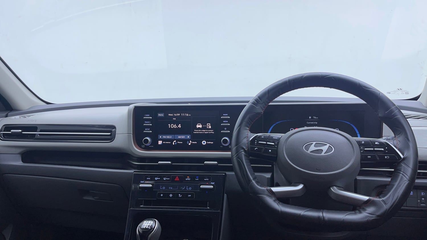 Used 2024 Hyundai Creta 1.5 MPi Petrol MT S(O) Petrol Manual interior DASHBOARD VIEW
