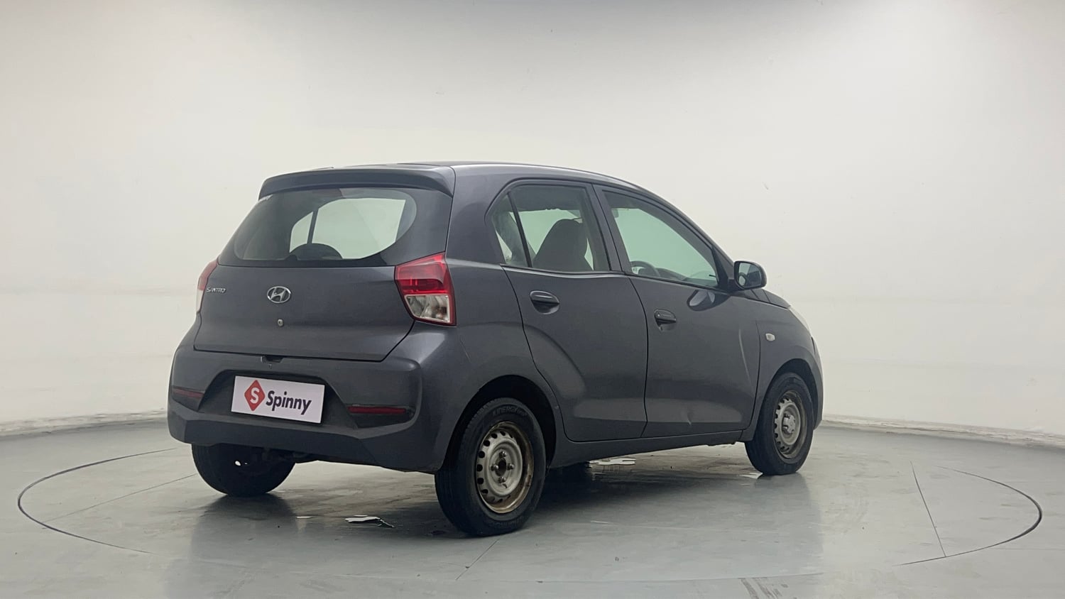 Used 2019 Hyundai Santro Magna CNG Cng Manual exterior RIGHT REAR CORNER VIEW