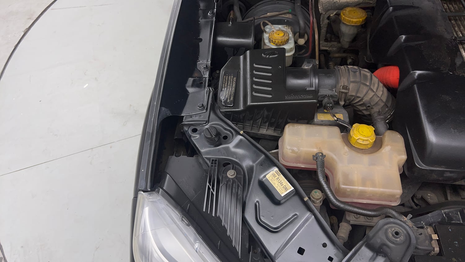 Used 2016 Mahindra Scorpio S6 Plus Diesel Manual engine ENGINE RIGHT SIDE VIEW