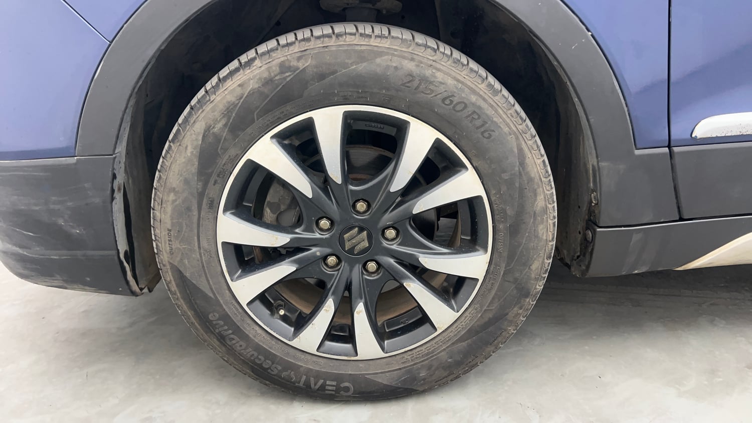 Used 2018 Maruti Suzuki S-Cross Zeta 1.3 Diesel Manual tyres LEFT FRONT TYRE RIM VIEW