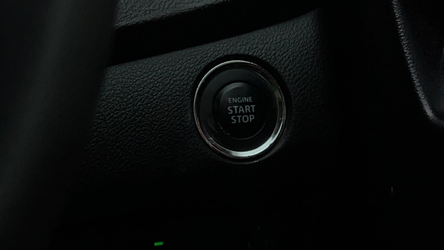 Used 2018 Maruti Suzuki Baleno Alpha 1.2 Petrol Manual top_features Keyless start