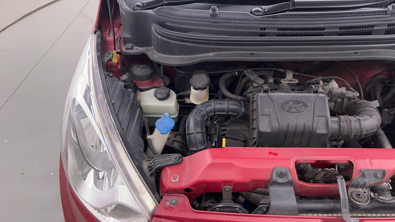 Used 2017 Hyundai Eon Sportz Petrol Manual engine ENGINE RIGHT SIDE VIEW