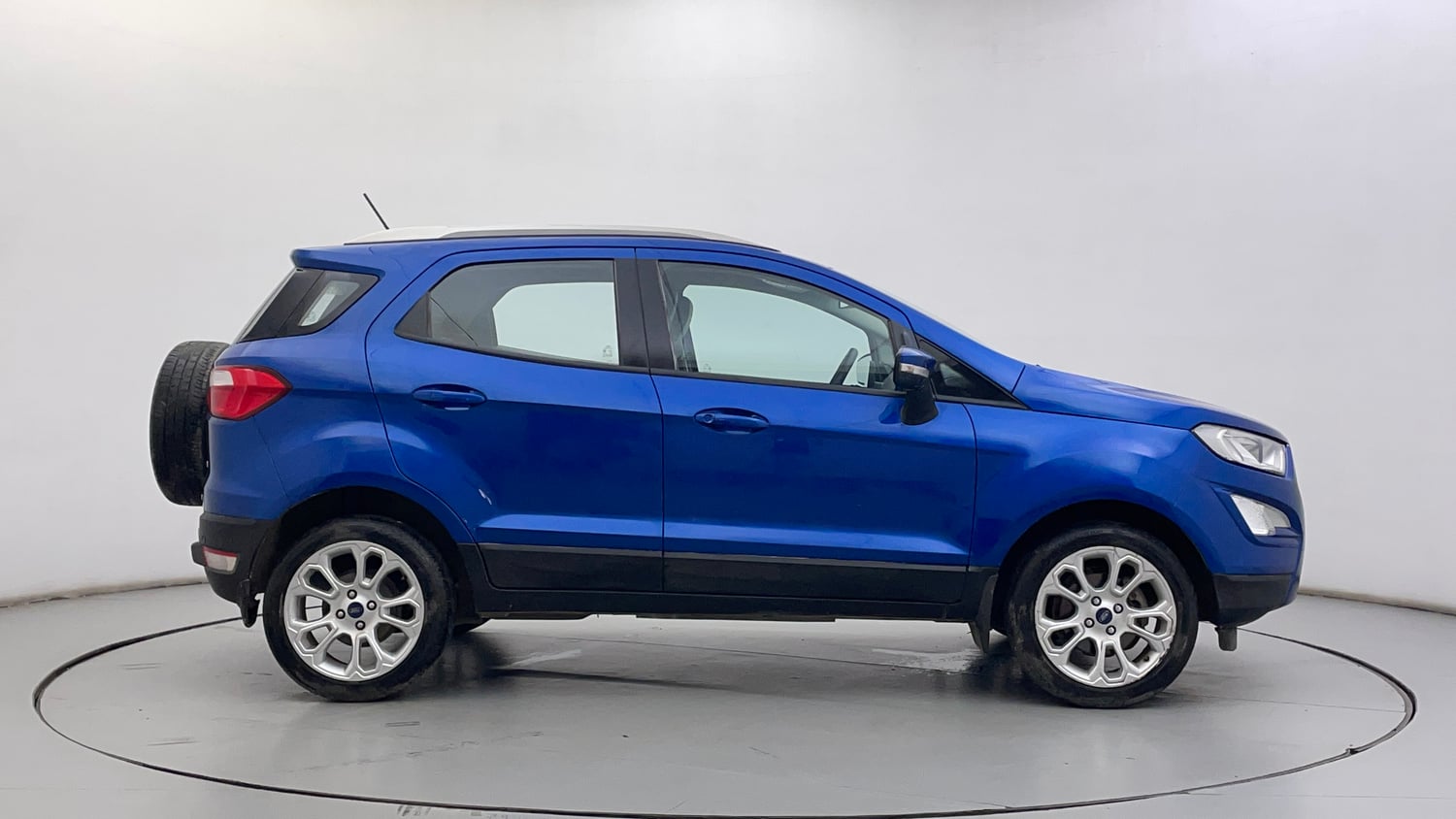 Used 2017 Ford EcoSport Titanium + 1.5L TDCi Diesel Manual exterior RIGHT SIDE VIEW