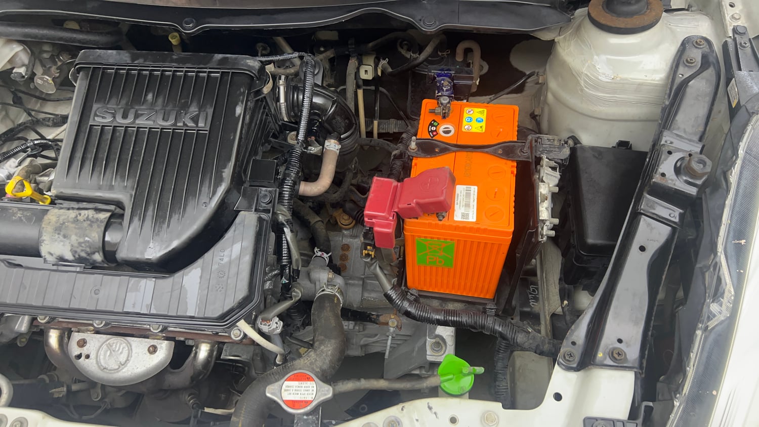 Used 2015 Maruti Suzuki Swift Dzire VXI Petrol Manual engine ENGINE LEFT SIDE VIEW