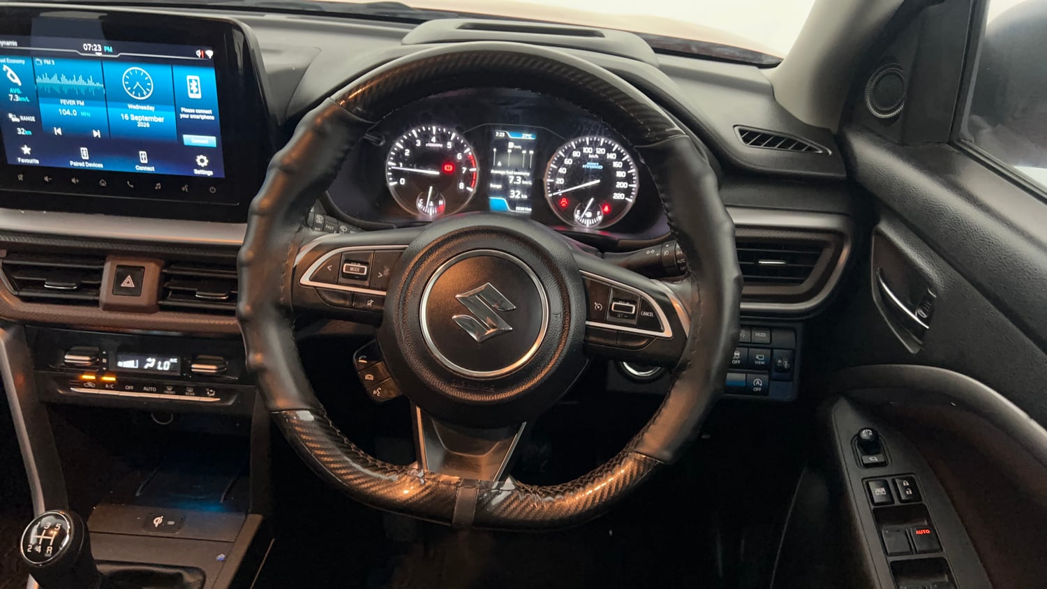 Used 2023 Maruti Suzuki Brezza Zxi Plus Dual Tone Petrol Manual interior STEERING VIEW