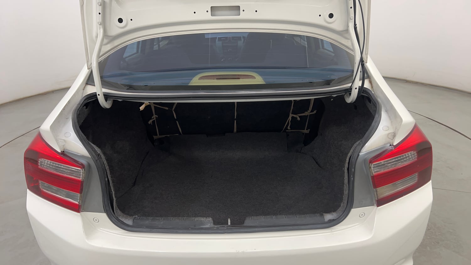 Used 2013 Honda City 1.5 S MT Petrol Manual interior DICKY INSIDE VIEW