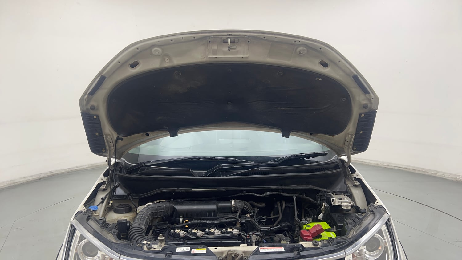 Used 2019 Maruti Suzuki Ignis Alpha 1.2 AMT Petrol Automatic engine ENGINE & BONNET OPEN FRONT VIEW