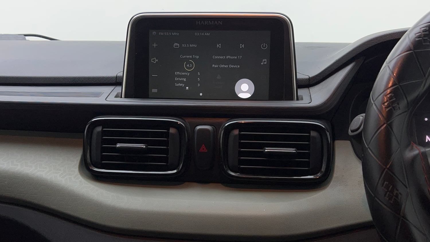 Used 2025 Tata Punch Adventure Plus AMT Petrol Automatic top_features Integrated (in-dash) music system