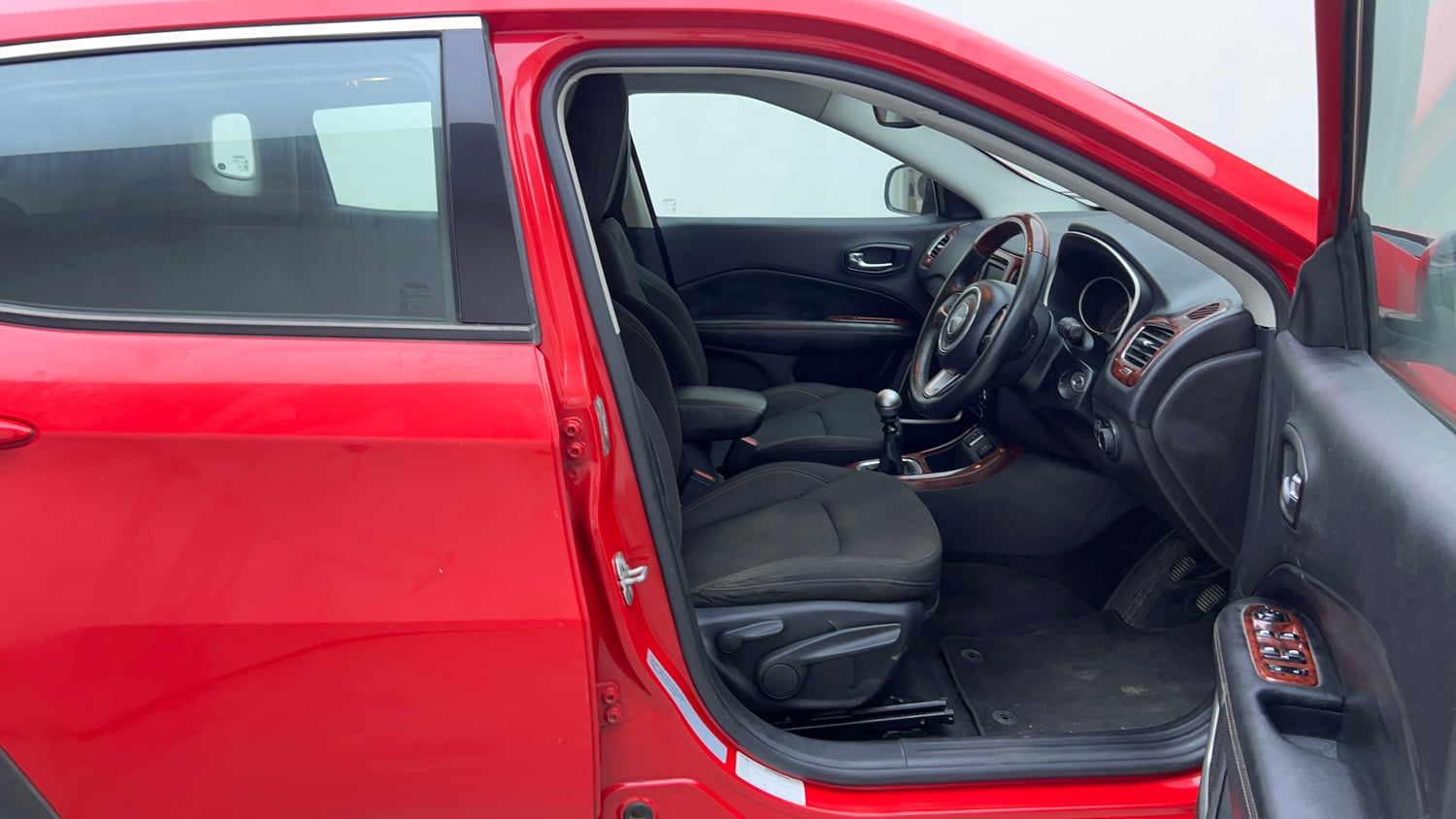 Used 2019 Jeep Compass Sport 1.4 Petrol Petrol Manual interior RIGHT SIDE FRONT DOOR CABIN VIEW