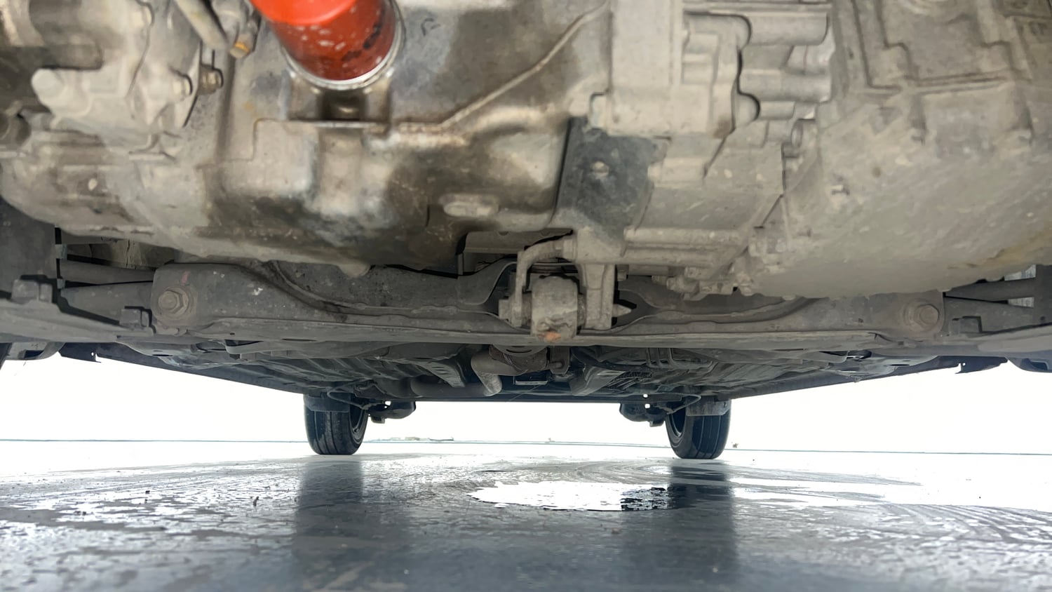 Used 2024 honda Amaze 2nd Generation S 1.2 Petrol CVT Petrol Automatic extra FRONT LEFT UNDERBODY VIEW