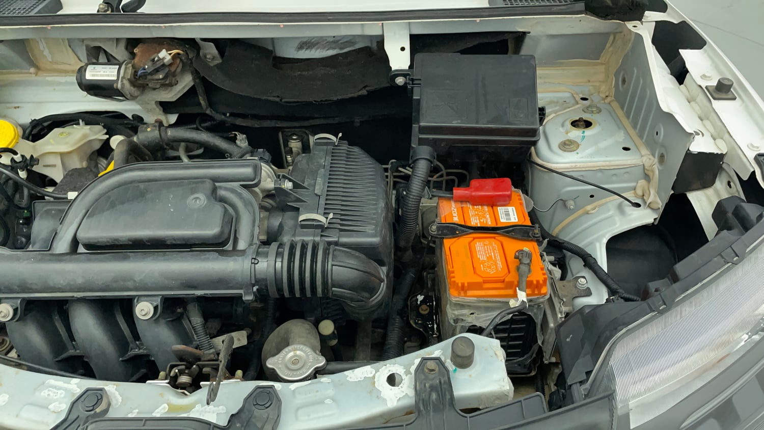 Used 2021 Renault Kwid RXT 1.0 Opt Petrol Manual engine ENGINE LEFT SIDE VIEW