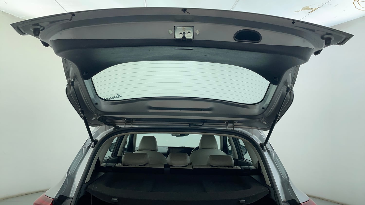 Used 2019 Kia Seltos HTX 1.5 Diesel Diesel Manual interior DICKY DOOR OPEN VIEW