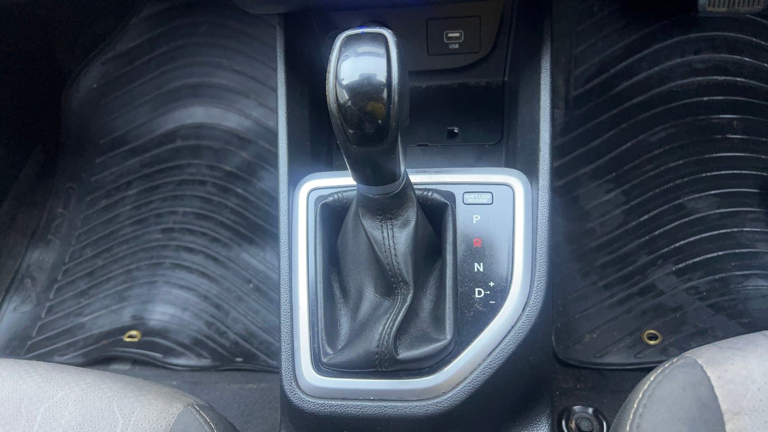 Used 2019 Hyundai Creta SX 1.6 AT Petrol Petrol Automatic interior GEAR  KNOB VIEW