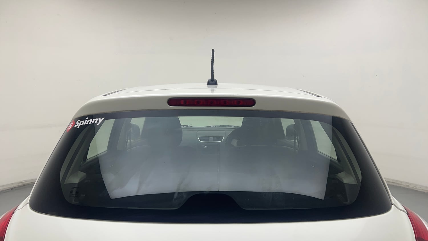 Used 2014 Maruti Suzuki Swift VXi Petrol Manual exterior BACK WINDSHIELD VIEW