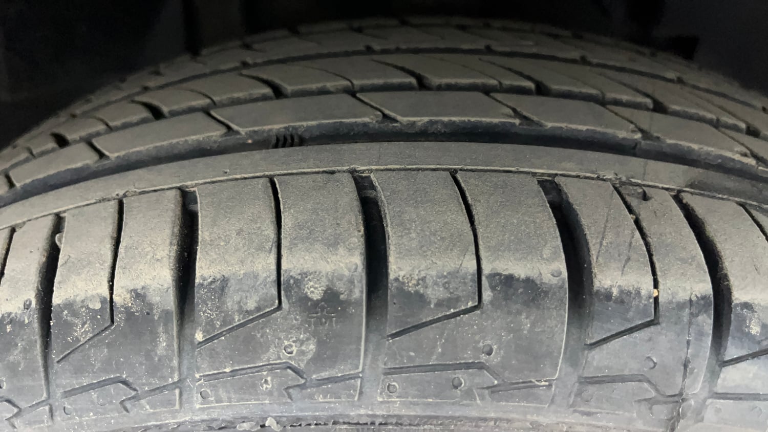 Used 2018 Tata Nexon XZA Plus Diesel Dual Tone Diesel Automatic tyres RIGHT FRONT TYRE TREAD VIEW