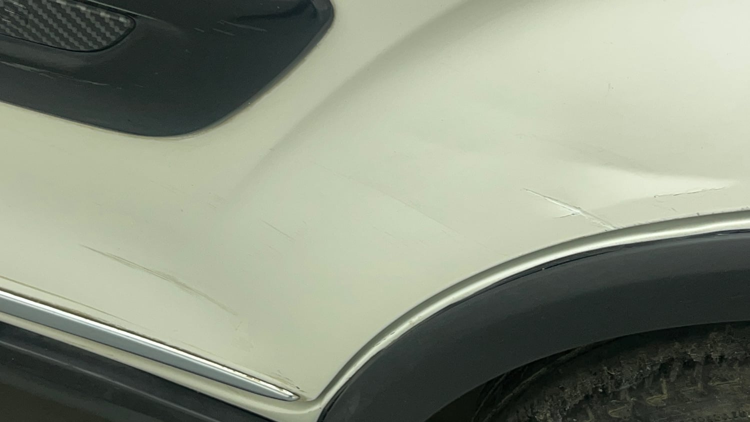 Used 2019 Maruti Suzuki Ignis Alpha 1.2 AMT Petrol Automatic dents MINOR DENT