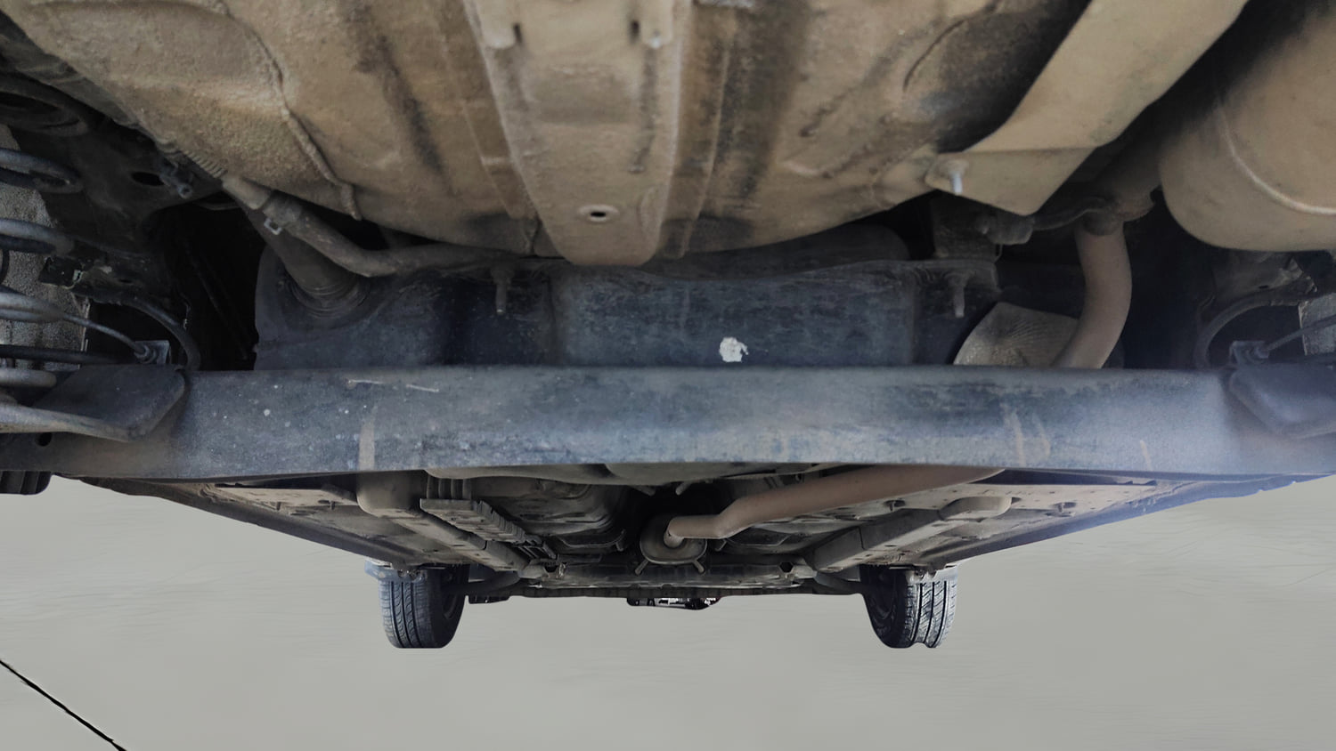 Used 2019 Hyundai Santro Sportz AMT Petrol Automatic extra REAR UNDERBODY VIEW (TAKEN FROM REAR)
