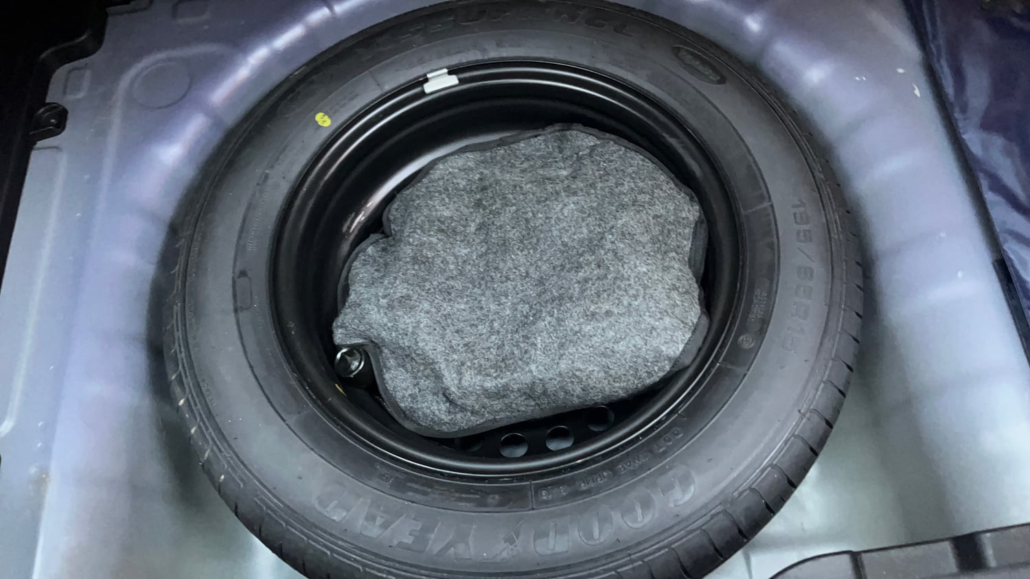 Used 2019 Hyundai Venue SX Plus 1.0 Turbo DCT Petrol Automatic tyres SPARE TYRE VIEW