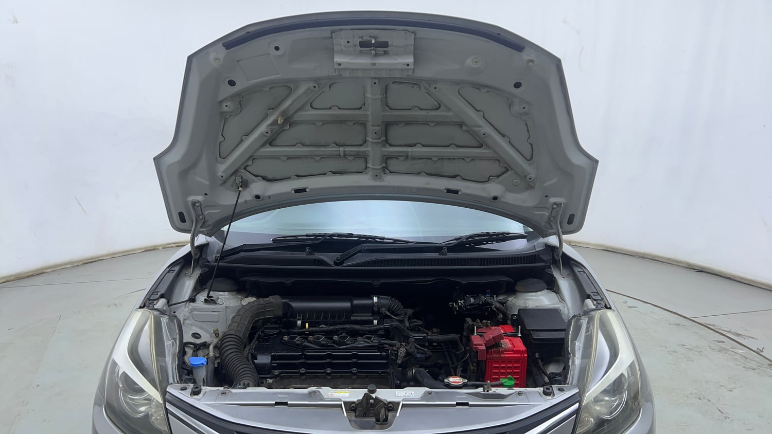 Used 2015 Maruti Suzuki Baleno Alpha 1.2 Petrol Manual engine ENGINE & BONNET OPEN FRONT VIEW