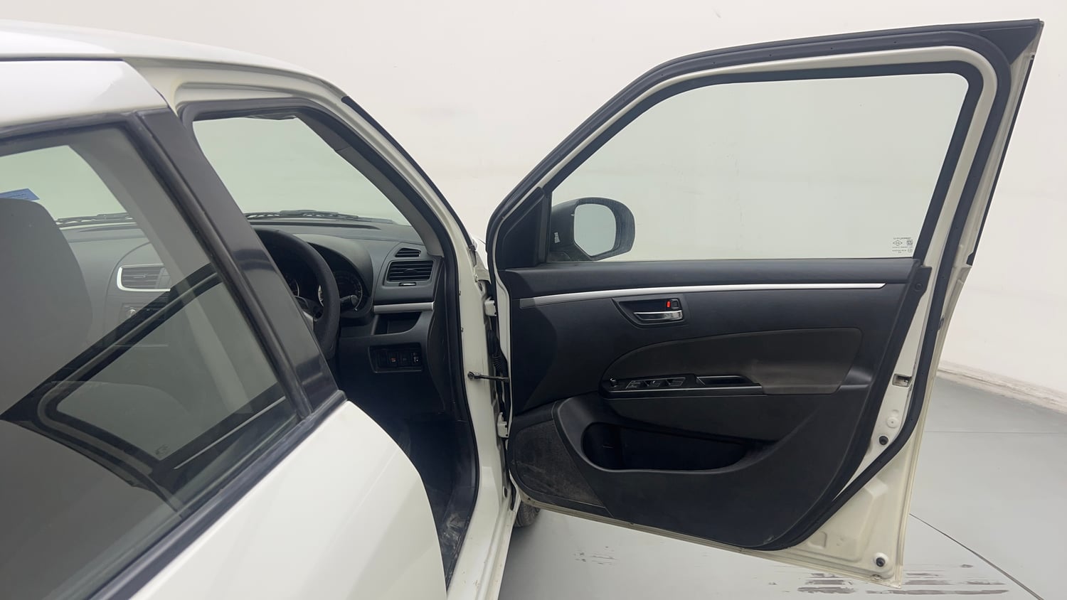Used 2014 Maruti Suzuki Swift VXi Petrol Manual interior RIGHT FRONT DOOR OPEN VIEW