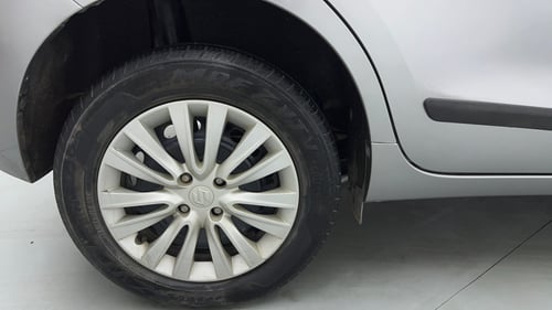 Used 2019 Maruti Suzuki Baleno Delta Petrol Manual tyres RIGHT REAR TYRE RIM VIEW
