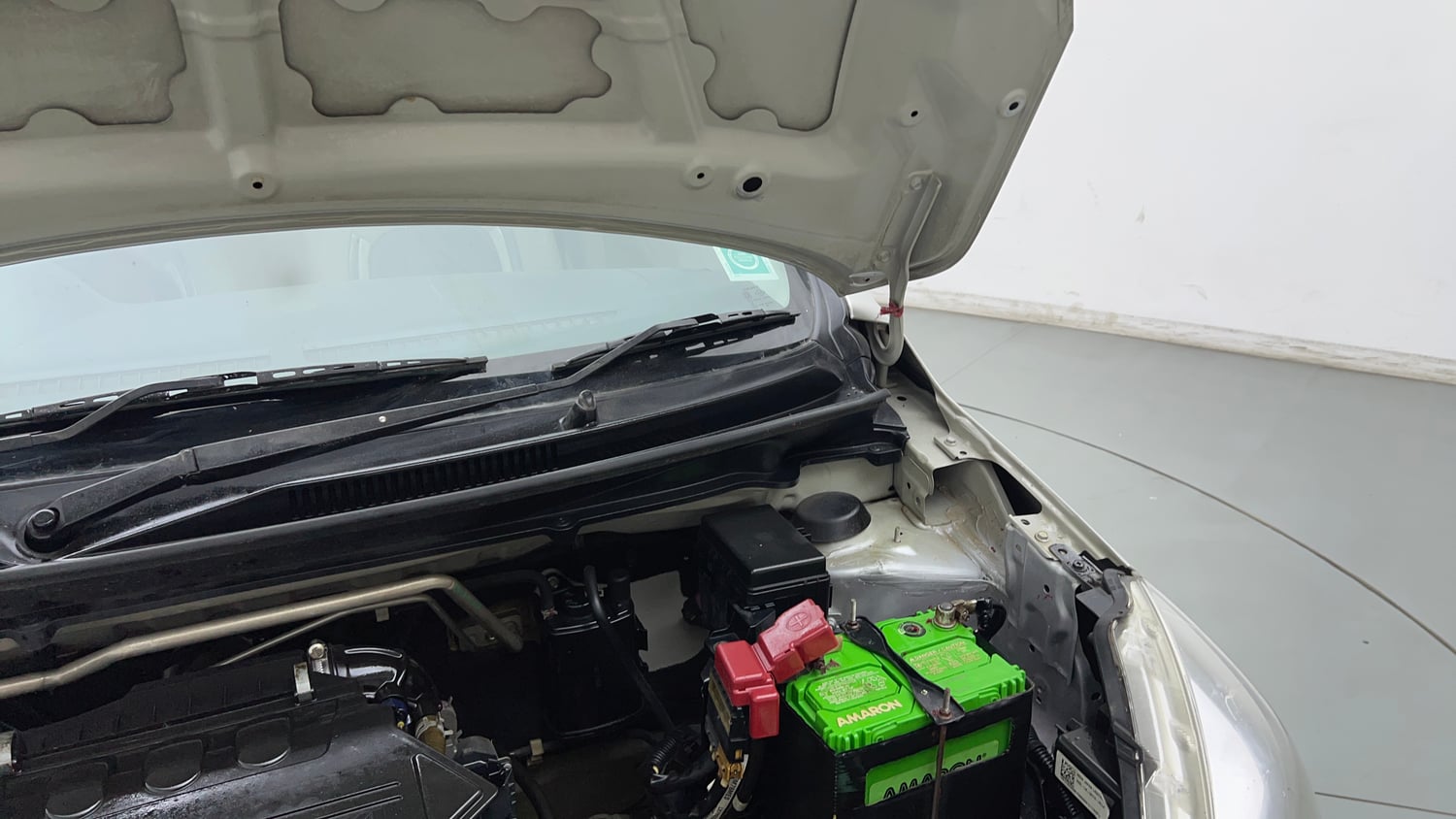 Used 2017 Maruti Suzuki Celerio ZXi Petrol Manual engine ENGINE LEFT SIDE HINGE & APRON VIEW