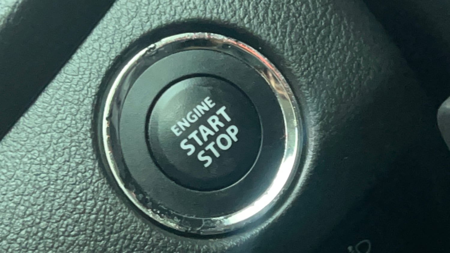 Used 2020 Toyota Glanza V CVT Petrol Automatic top_features Keyless start