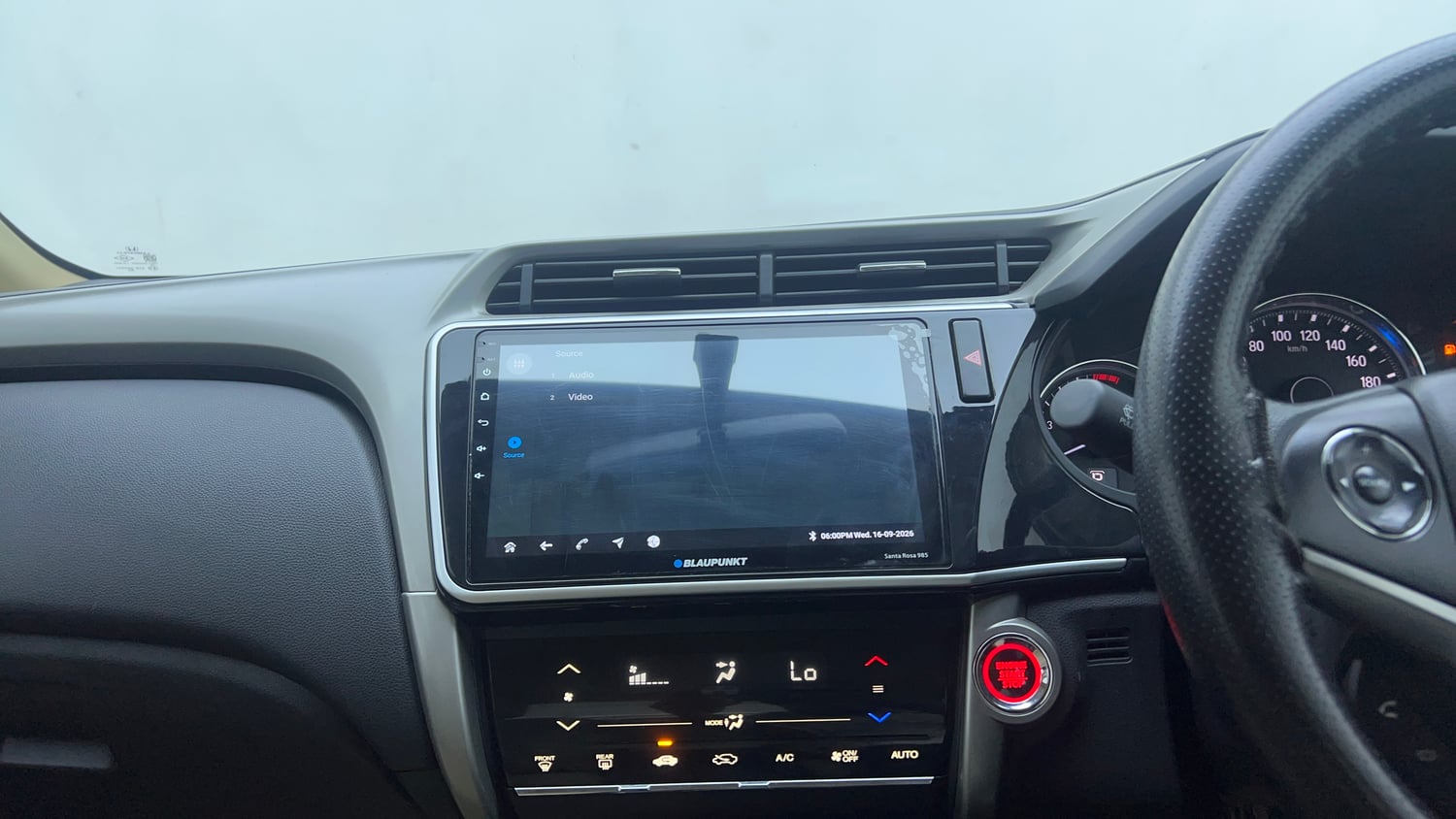 Used 2017 Honda City V CVT Petrol Petrol Automatic top_features Integrated (in-dash) music system