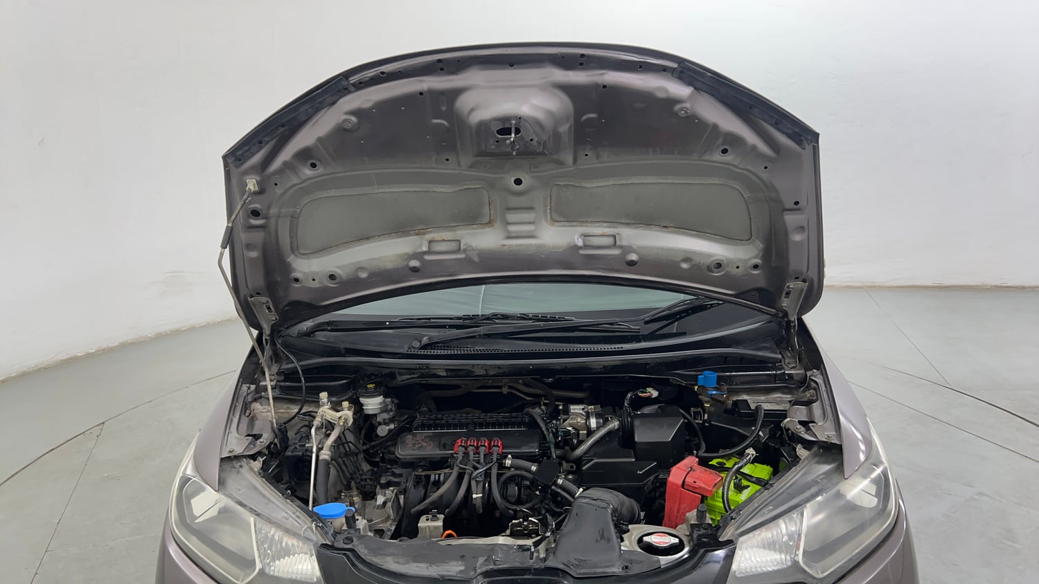 Used 2016 Honda Jazz VX Petrol+cng(outside fitted) Cng Manual engine ENGINE & BONNET OPEN FRONT VIEW