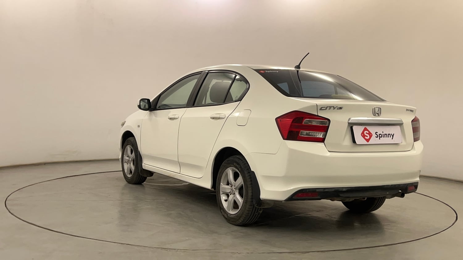 Used 2013 Honda City 1.5 S MT Petrol Manual exterior LEFT REAR CORNER VIEW