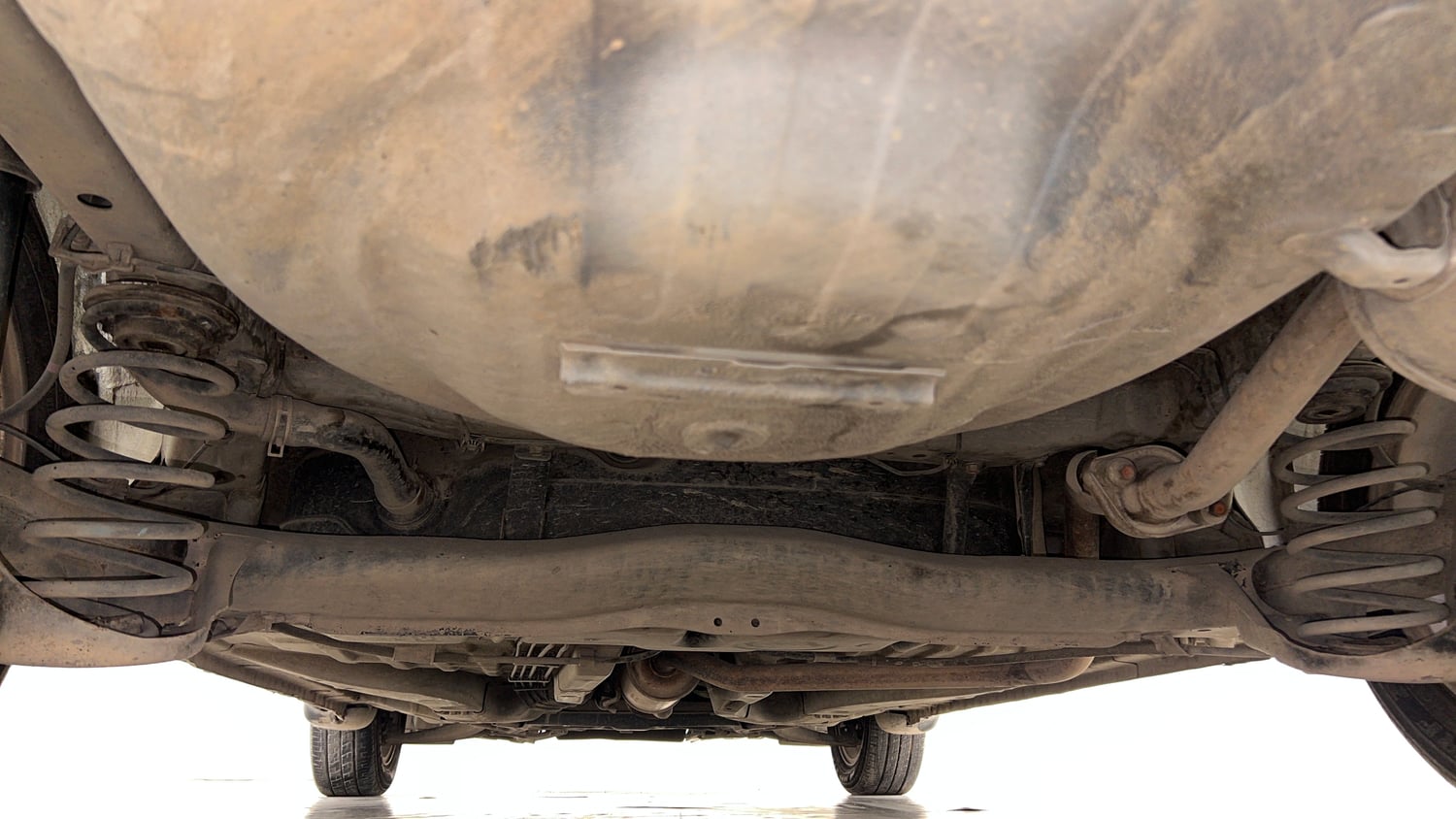 Used 2014 Honda Amaze 1.2 VX AT i-VTEC Petrol Automatic extra REAR UNDERBODY VIEW (TAKEN FROM REAR)