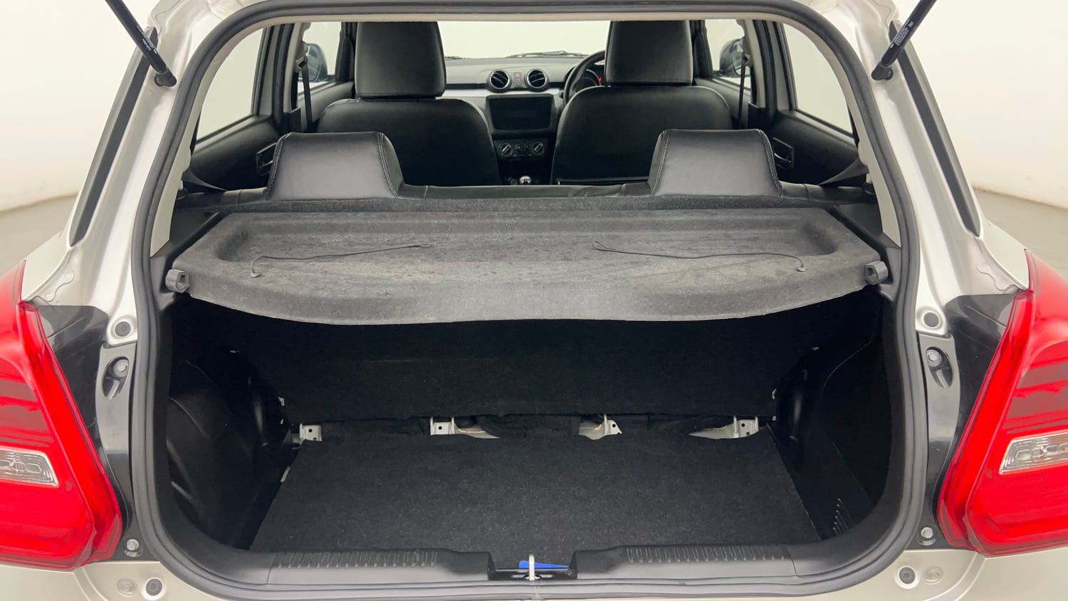 Used 2023 Maruti Suzuki Swift VXi Petrol Manual interior DICKY INSIDE VIEW